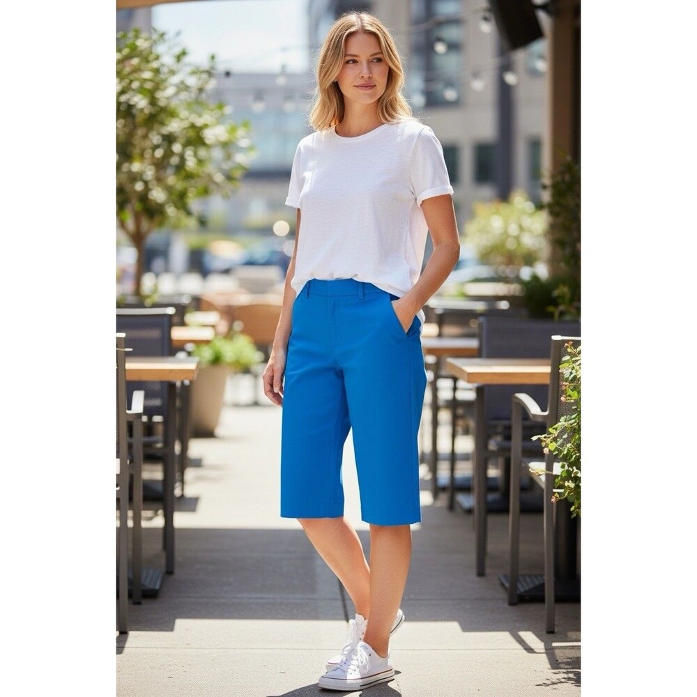 Rafaella Curvy Fit Women’s Capri Bermuda Blue Shorts Size 8 Y2K Coastal Mermaid